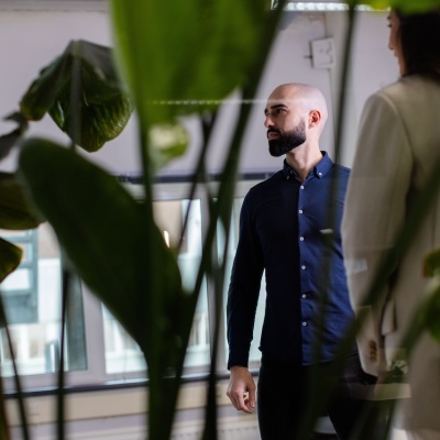 De opkomst van de platform economie: “Are you in or out?”